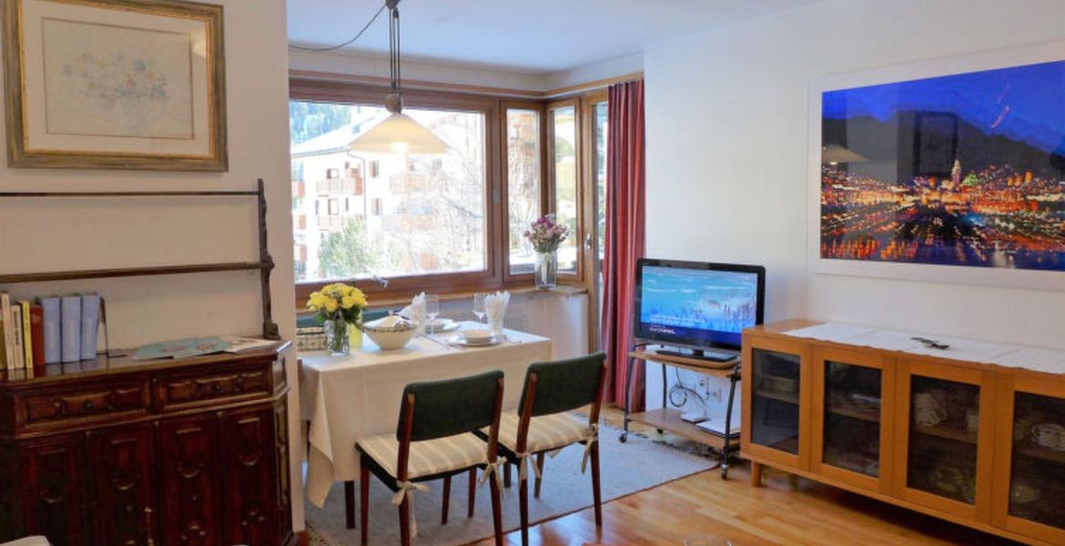 Bonito y económico apartamento en alquiler en St. Moritz mal