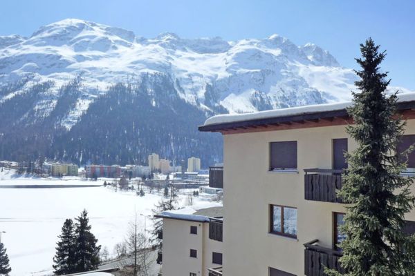 Lovely 3 room apartment for rent in St Moritz