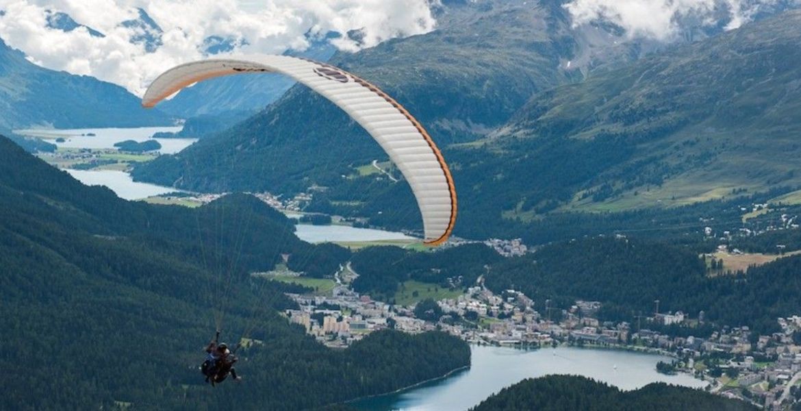 Paragliding