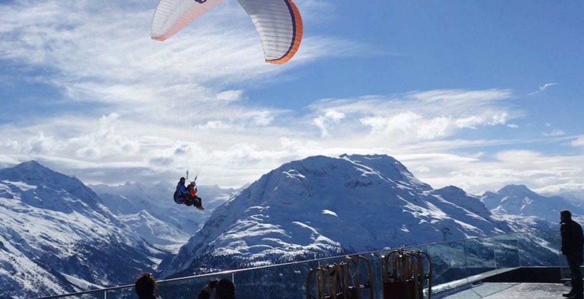 Paragliding