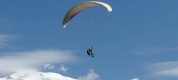 Paragliding