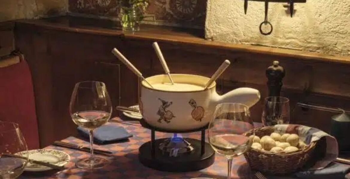 Chesa Veglia Carigiet Fondue Stübli