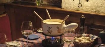 Chesa Veglia Carigiet Fondue Stübli